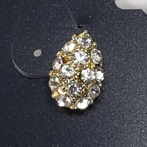 Gold-Tone Sparkle Crystal Stud Earrings – Glam Up Your Look! Perfect for Women - Picture 4 of 7